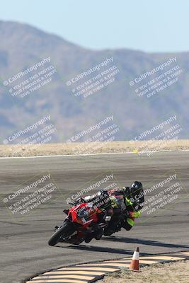 media/Oct-30-2025-Racers Edge (Thu) [[dabbdaf680]]/3-B Group/Session 2 (Bowl Exit)/